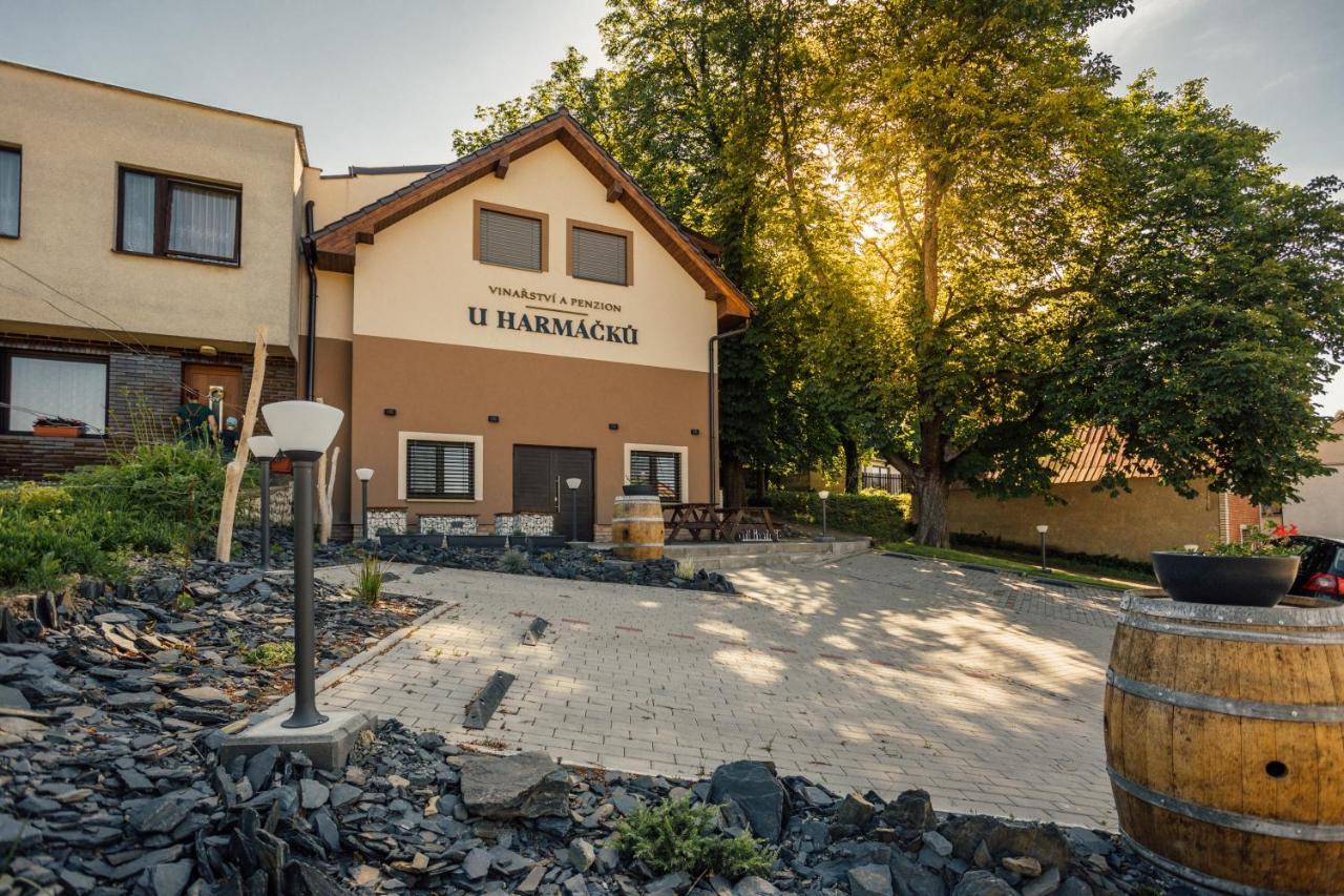Penzion U Harmacku Hustopeče Exteriör bild